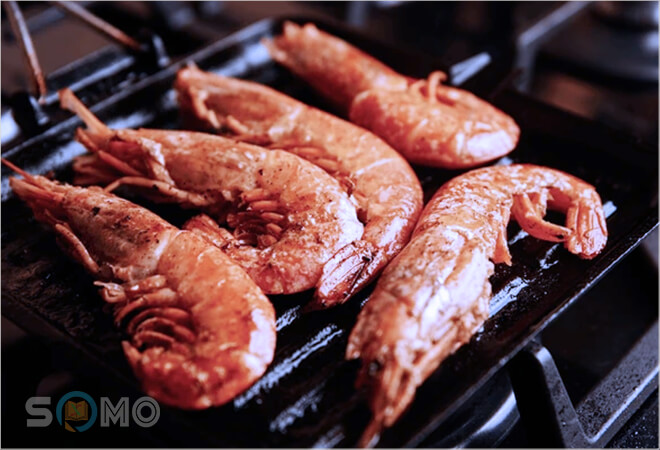 mơ thấy ăn tôm đánh lô đề con gì