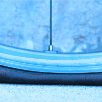 Nằm mơ thấy bẹp lốp xe: May hay xui? Xem ngay số đề chuẩn hôm nay