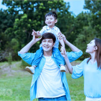 Mơ thấy bố mẹ, bố con trong khung cảnh ấm áp: Ý nghĩa tích cực và con số may mắn